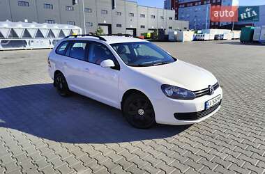 Универсал Volkswagen Golf 2010 в Киеве