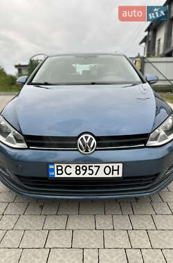 Хэтчбек Volkswagen Golf 2016 в Львове