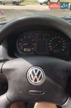 Хэтчбек Volkswagen Golf 1999 в  фото 25 Хэтчбек Volkswagen Golf 1999 в