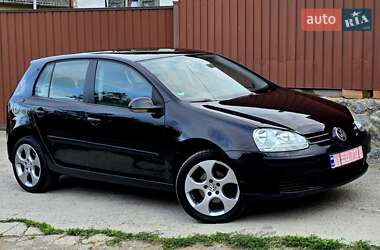 Хетчбек Volkswagen Golf 2005 в Полтаві