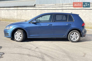 Хэтчбек Volkswagen Golf 2014 в 
