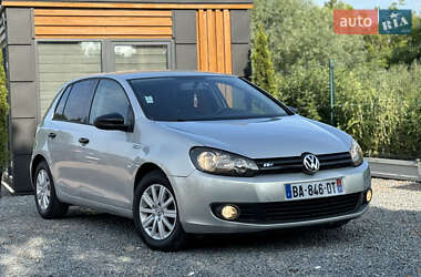 Хетчбек Volkswagen Golf 2010 в Дрогобичі