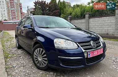 Універсал Volkswagen Golf 2009 в Києві