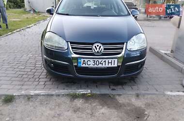 Універсал Volkswagen Golf 2007 в Луцьку