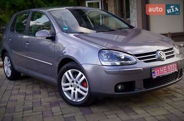Хэтчбек Volkswagen Golf 2008 в Кременчуге