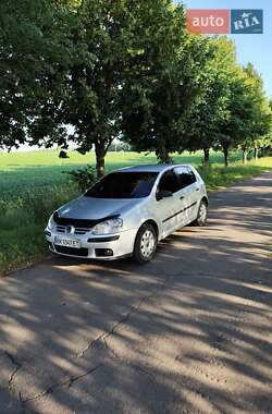 Хэтчбек Volkswagen Golf 2006 в 