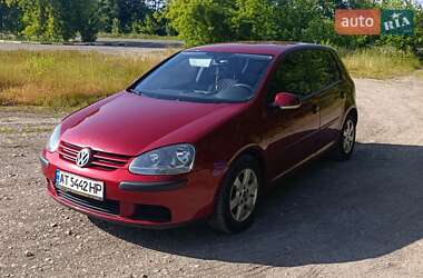 Хэтчбек Volkswagen Golf 2003 в Ивано-Франковске