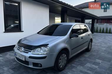 Хэтчбек Volkswagen Golf 2006 в Заре