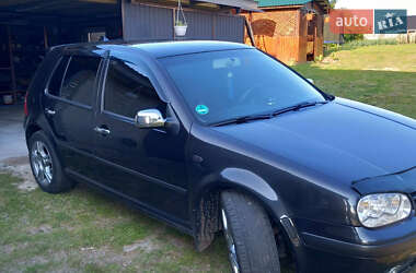 Хэтчбек Volkswagen Golf 2002 в Львове