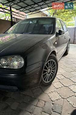Хетчбек Volkswagen Golf 2002 в Мукачевому