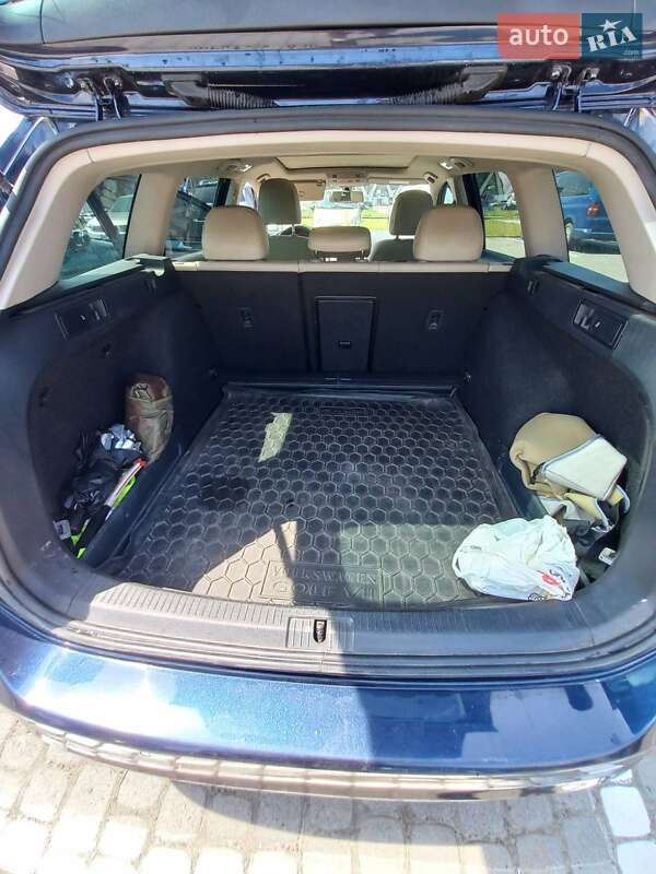 Универсал Volkswagen Golf 2016 в Львове