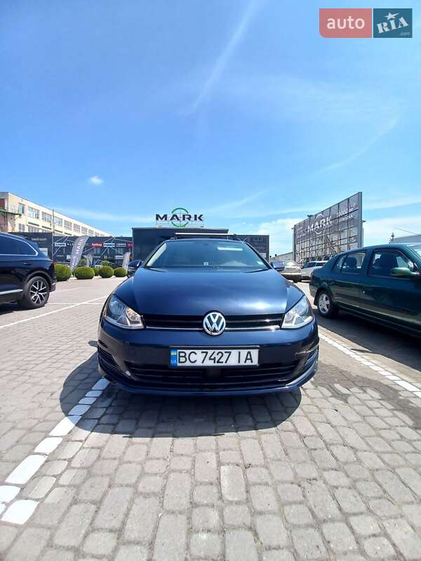 Универсал Volkswagen Golf 2016 в Львове