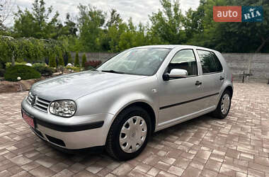 Хетчбек Volkswagen Golf 2001 в Вінниці