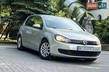 Хетчбек Volkswagen Golf 2009 в Дрогобичі