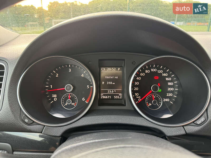 Универсал Volkswagen Golf 2011 в Ивано-Франковске