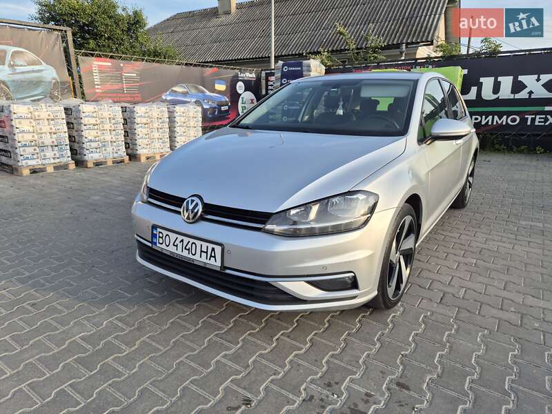 Хэтчбек Volkswagen Golf 2018 в Тернополе
