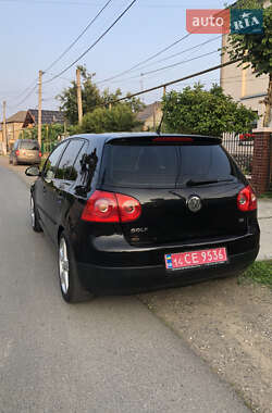 Хэтчбек Volkswagen Golf 2008 в 