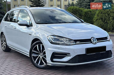 Универсал Volkswagen Golf 2017 в 