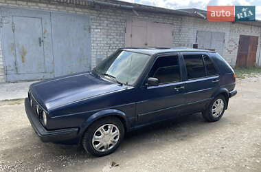 Хэтчбек Volkswagen Golf 1988 в 