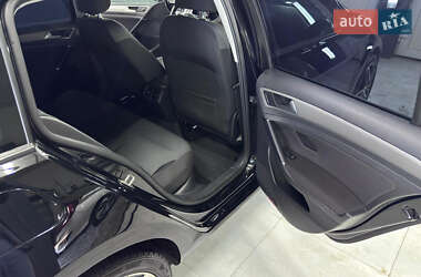 Универсал Volkswagen Golf 2014 в 