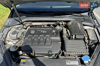 Универсал Volkswagen Golf 2014 в 