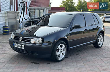 Хетчбек Volkswagen Golf 2000 в Снятині