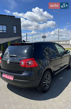 Хэтчбек Volkswagen Golf 2006 в 