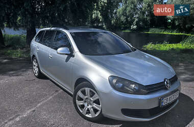Універсал Volkswagen Golf 2009 в Прилуках