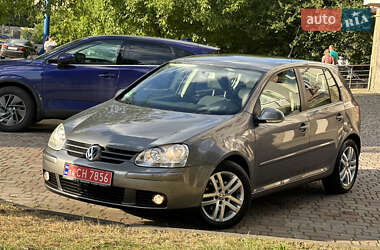 Хэтчбек Volkswagen Golf 2007 в Надворной