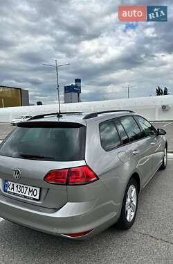 Универсал Volkswagen Golf 2014 в 