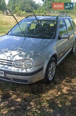 Универсал Volkswagen Golf 2000 в Днепре