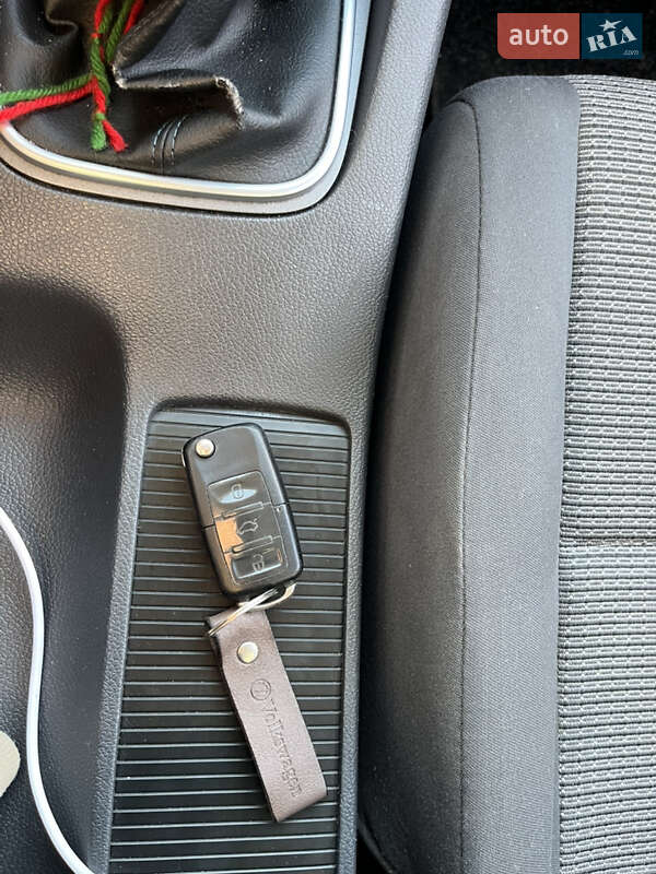 Универсал Volkswagen Golf 2007 в Яготине