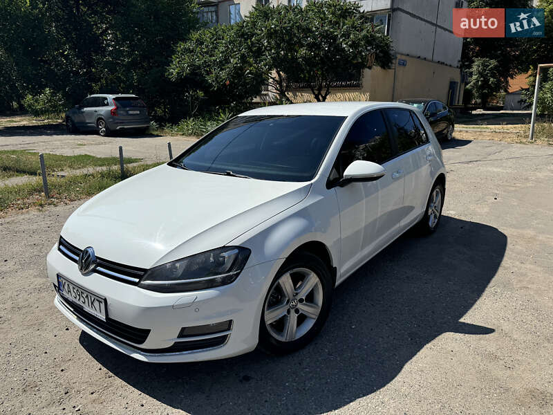 Хетчбек Volkswagen Golf 2013 в Харкові
