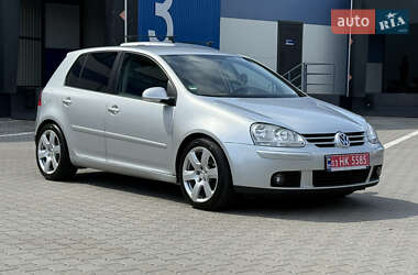 Хетчбек Volkswagen Golf 2008 в Рівному