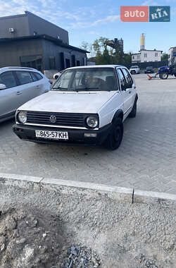 Хэтчбек Volkswagen Golf 1986 в 