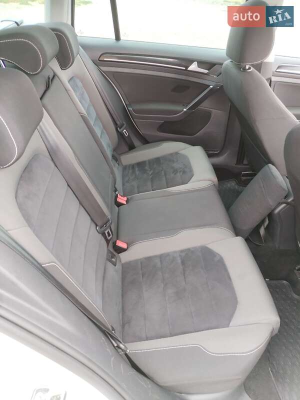 Универсал Volkswagen Golf 2013 в Долинской фото 16 Универсал Volkswagen Golf 2013 в Долинской