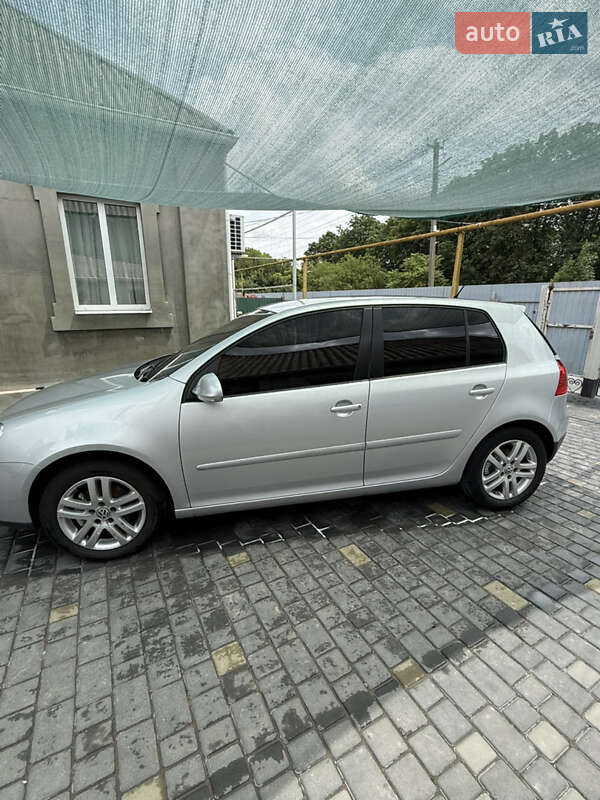 Хэтчбек Volkswagen Golf 2008 в Запорожье фото 4 Хэтчбек Volkswagen Golf 2008 в Запорожье