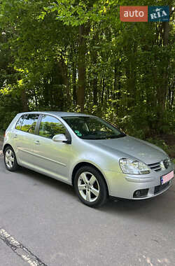 Хетчбек Volkswagen Golf 2008 в Вінниці