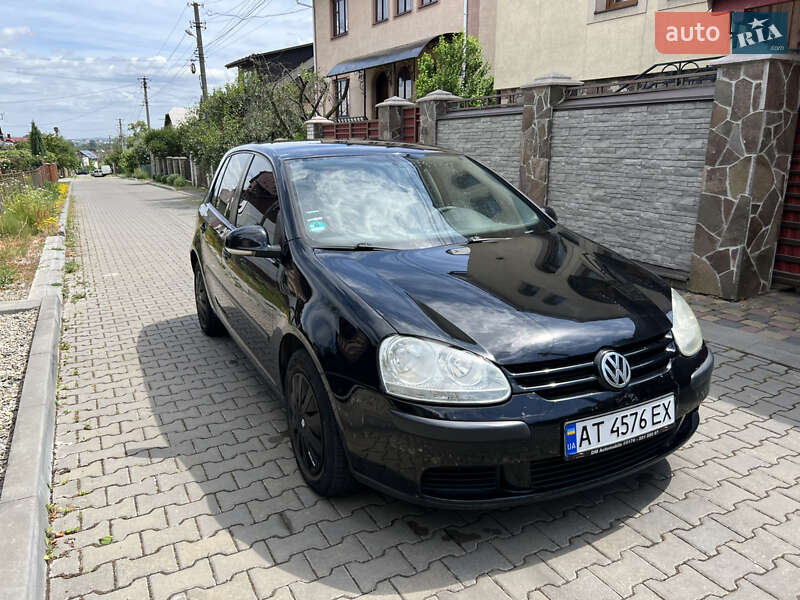 Volkswagen Golf 2004