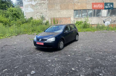 Хетчбек Volkswagen Golf 2005 в Луцьку