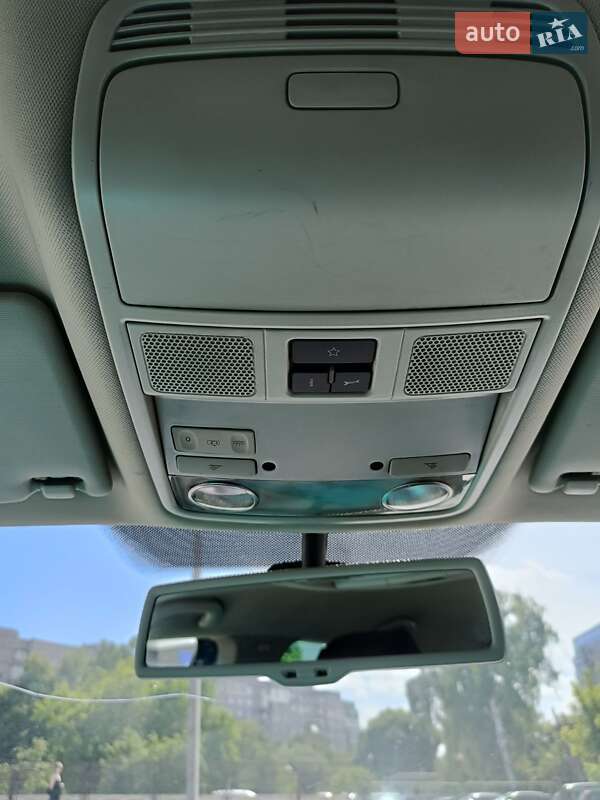 Универсал Volkswagen Golf 2011 в Черкассах