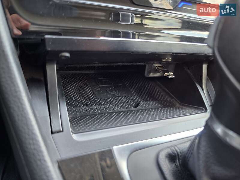 Хэтчбек Volkswagen Golf 2017 в Мукачево