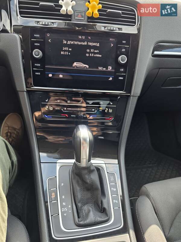 Хэтчбек Volkswagen Golf 2017 в Мукачево