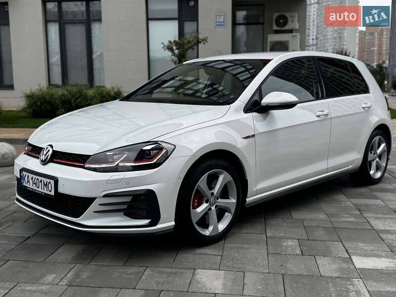 Volkswagen Golf 2020
