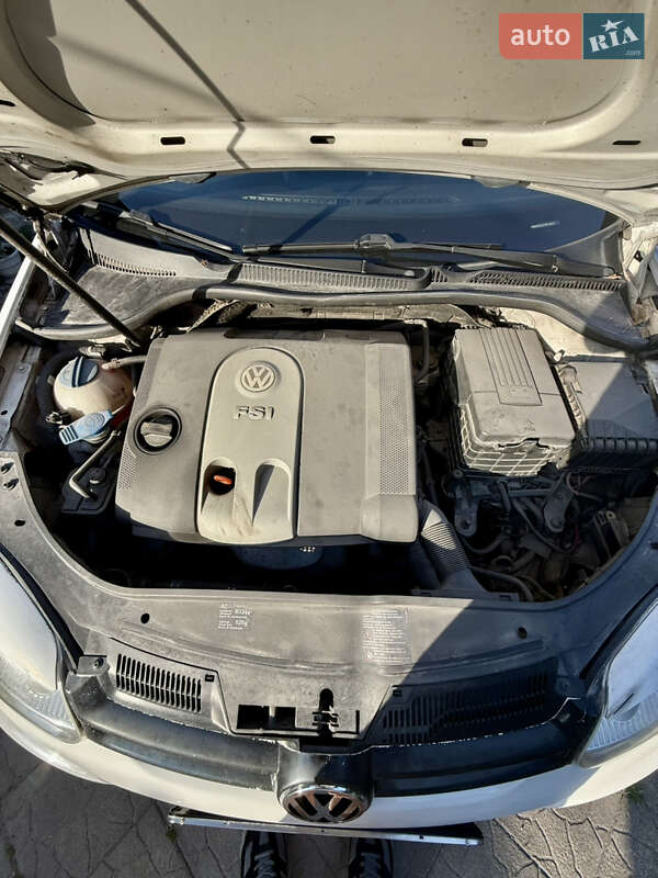 Хетчбек Volkswagen Golf 2006 в Славуті