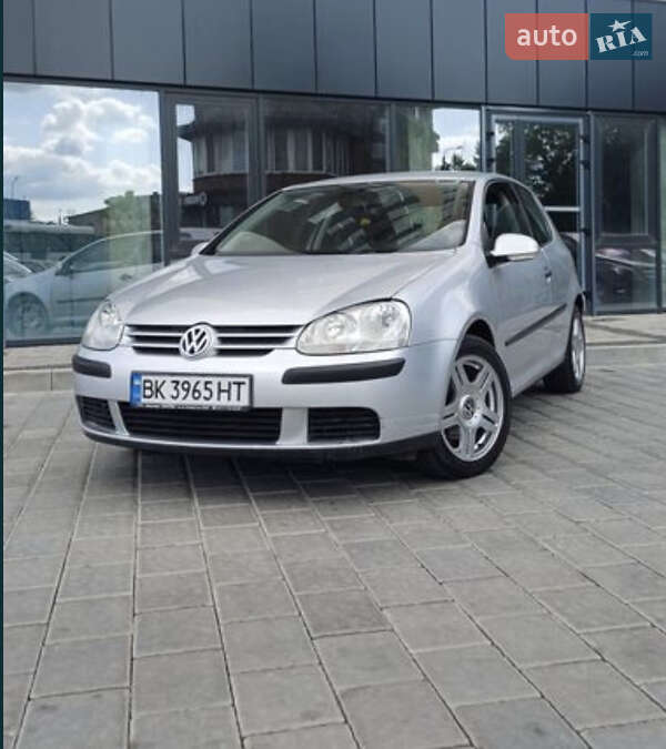 Хетчбек Volkswagen Golf 2005 в Бердичеві