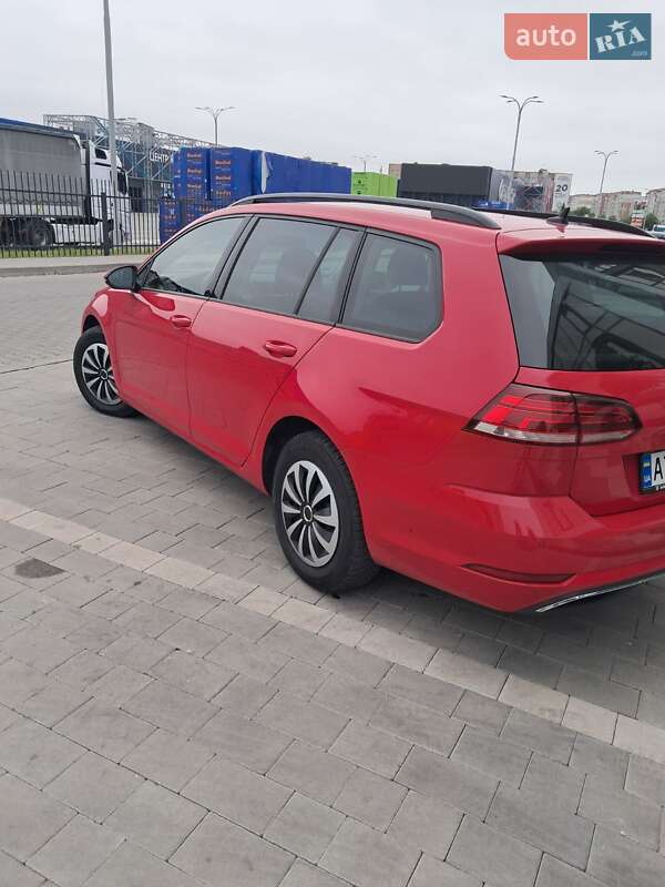 Универсал Volkswagen Golf 2019 в Ивано-Франковске