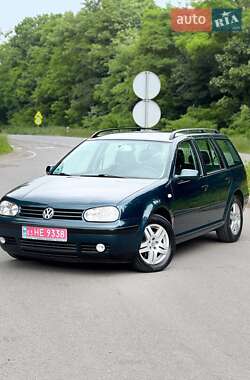Універсал Volkswagen Golf 2002 в Красилові