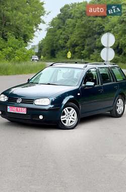 Универсал Volkswagen Golf 2002 в Красилове