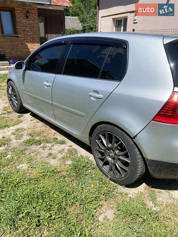 Хэтчбек Volkswagen Golf 2004 в Львове фото 3 Хэтчбек Volkswagen Golf 2004 в Львове